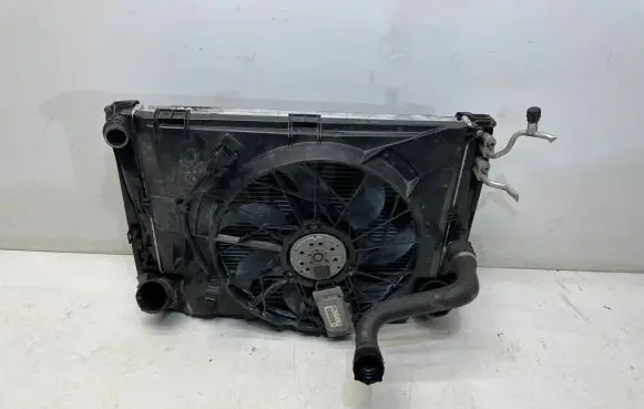 BMW 3 E90 E91 Radiator set 7561711 9229831 7524914