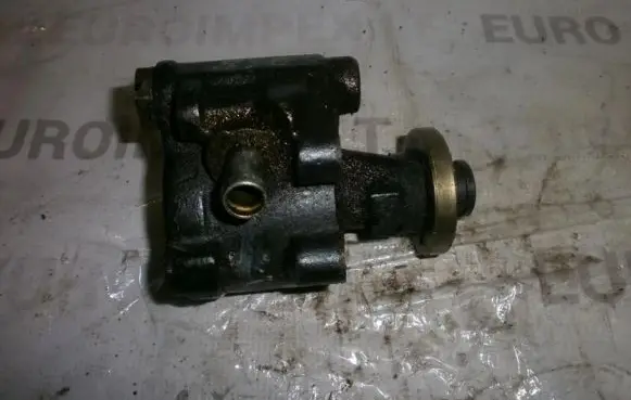 Renault Megane I Power steering pump 26014539