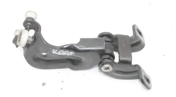 Seat Alhambra (Mk2) Rear door lower hinge 7N0843335G