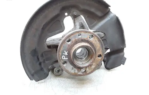 Volvo V70 Front wheel hub spindle knuckle
