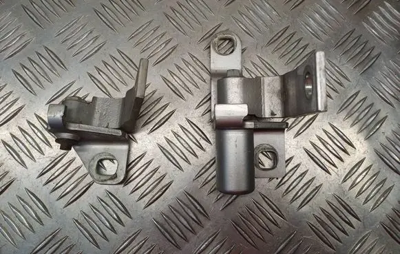 Ford S-MAX Rear door hinge set 6M21U22805AC 6M21U22811AB