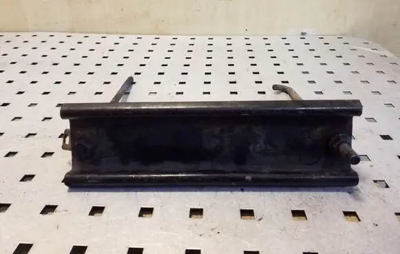 Opel Frontera B Battery bracket 