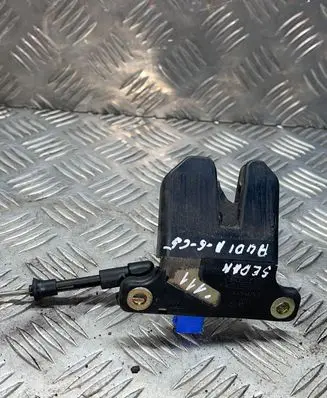 Audi A6 S6 C5 4B Tailgate/trunk/boot lock/catch/latch 4B5827505D 74097