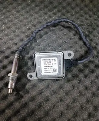 Mercedes-Benz S W222 Lambda probe sensor a0009052709