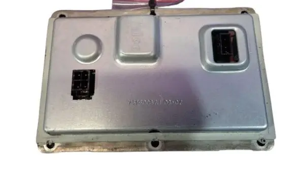 Volkswagen PASSAT B6 Voltage converter/converter module 3D0907391B
