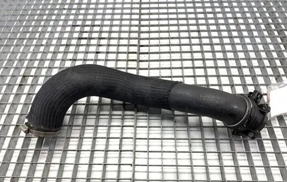Chrysler 300 - 300C Air intake hose/pipe 04861690AD