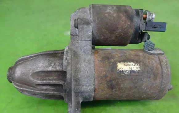 Mitsubishi Colt Starter motor M000T42571ZT MR994922