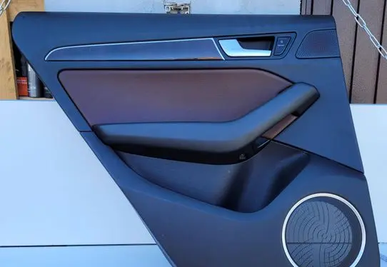 Audi Q5 SQ5 8R Coupe rear side trim panel