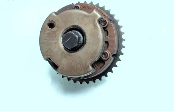 BMW 5 E60 E61 Camshaft pulley/ VANOS 7540346 7540442