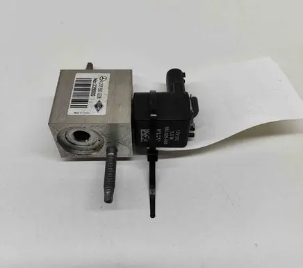 Air conditioning (A/C) expansion valve