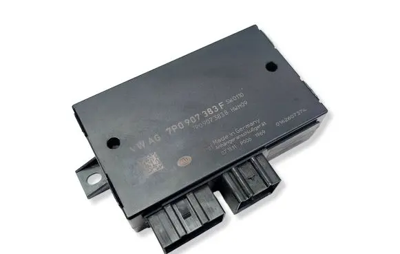 Volkswagen Touareg II Tow bar trailer control unit/module 7P0907383F 7P0907383B