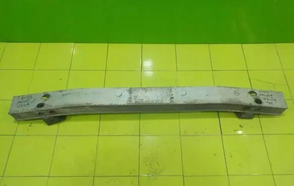 Toyota Prius (NHW20) Rear bumper support beam RP89