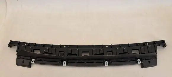 BMW 4 G22 G23 G24 G26 Engine splash shield/under tray 8081418