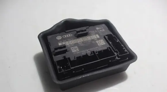 Audi A6 C7 Door control unit/module