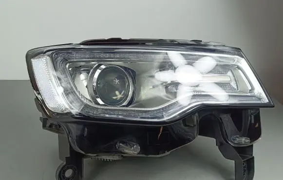 Jeep Grand Cherokee Headlight/headlamp 55112924AB