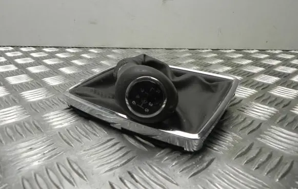 Mercedes-Benz E A207 Gear shifter/selector A2072671010 T463