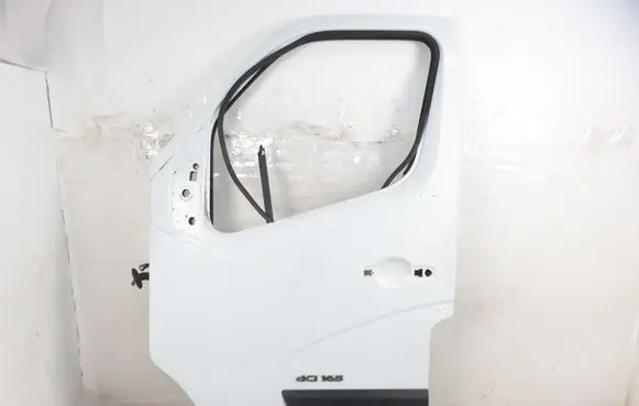 Renault Master III Front door