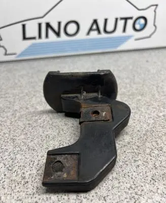 BMW 5 E39 Front bumper mounting bracket 8159361