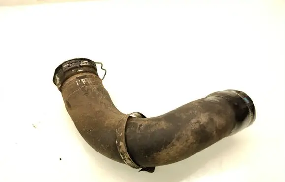 Intercooler hose/pipe