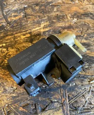 Opel Zafira B Turbo solenoid valve 70308500 8981056561 111147