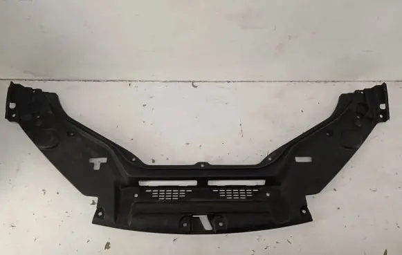 Maserati Levante Other engine bay part 670042318