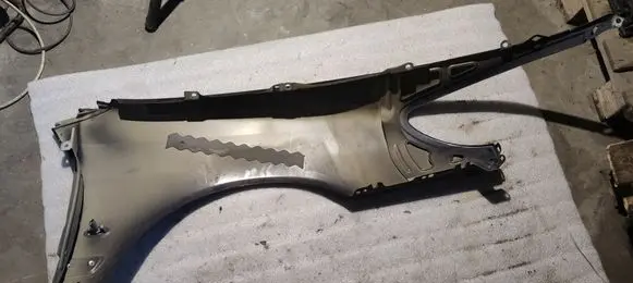 Peugeot 607 Fender