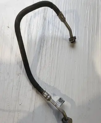 Air conditioning (A/C) pipe/hose