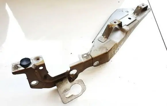 Citroen C4 II Picasso Radiator support slam panel 016690f05