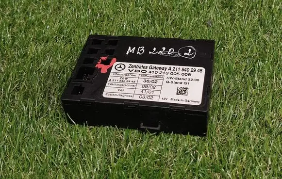 Mercedes-Benz E W211 Gateway control module A2115402945 410213005008