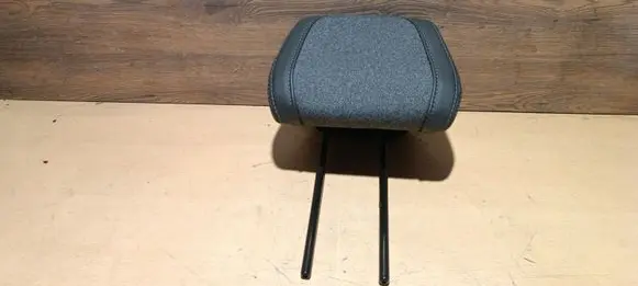 Peugeot 508 II Rear seat headrest 