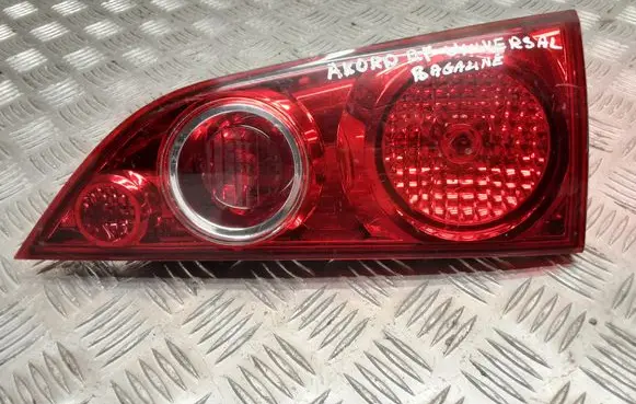 Honda Accord Tailgate rear/tail lights P3227R