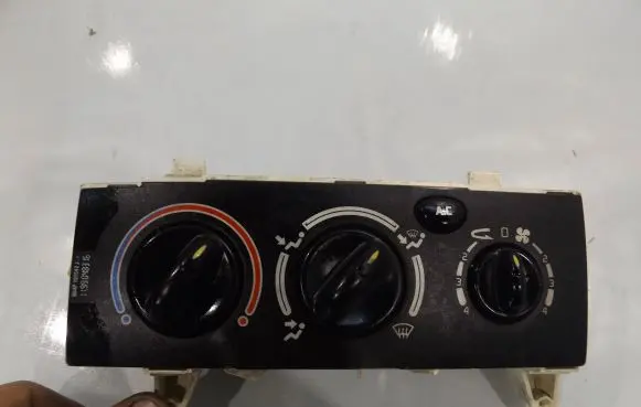 Renault Megane I Climate control unit
