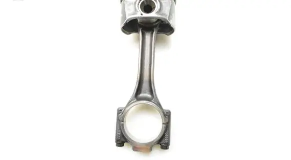 Volkswagen Golf VII Piston with connecting rod