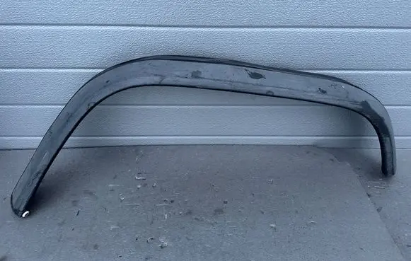 Nissan Patrol Y60 Front arch trim 6381206J00