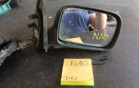 Volkswagen Polo III 6N 6N2 6NF Front door electric wing mirror