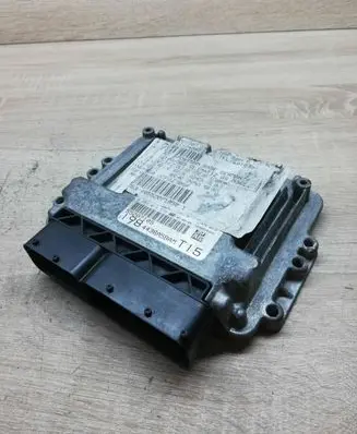 Fiat Bravo Engine control unit/module ECU 55207105 0281013578