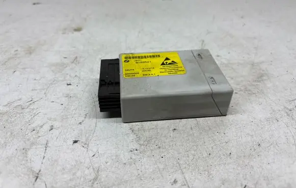 BMW 5 E60 E61 Central console control unit 9169521