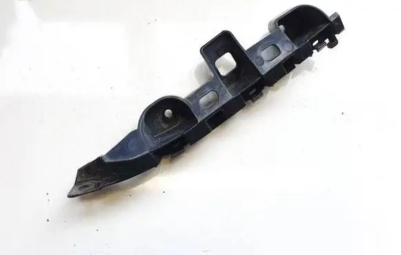 Volkswagen PASSAT B7 Front bumper mounting bracket 3AA807183