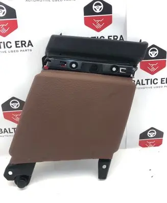 (B) pillar trim (bottom)