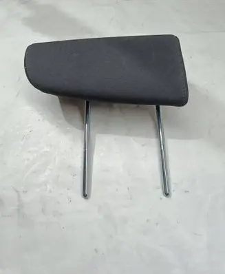 Lancia Delta III Rear seat headrest 107109