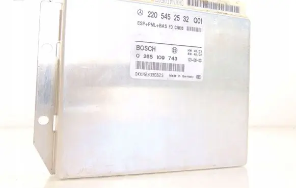 Mercedes-Benz S W220 ESP (stability system) control unit A2205452532