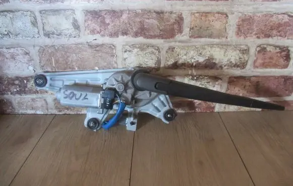 KIA Soul Tailgate strut 