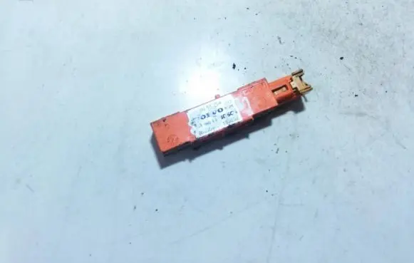 Volvo XC90 Airbag deployment crash/impact sensor 8651754 003909