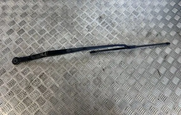 BMW X3 G01 Front wiper blade arm 7399010