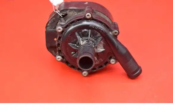 Tesla Model S Water pump 1035348-00-G