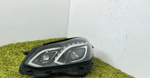 Mercedes-Benz E W212 Headlight/headlamp a2129063103