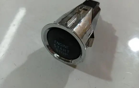 Toyota Corolla Verso AR10 Engine start stop button switch 15a710