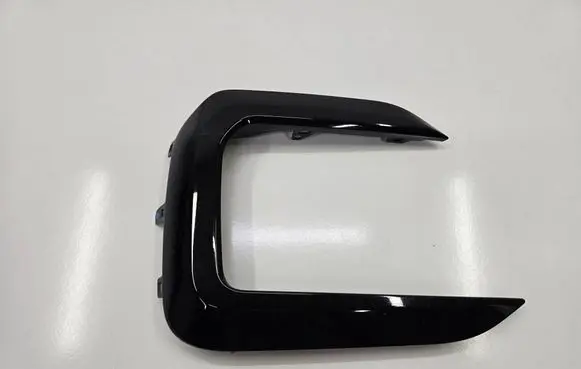Volkswagen Touareg III Front bumper lower grill 760853663A