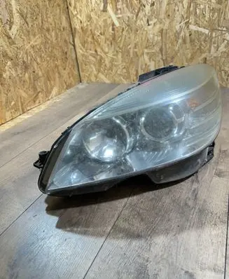 Mercedes-Benz C W204 Headlight/headlamp A2048200561 0301234601 A2048200400
