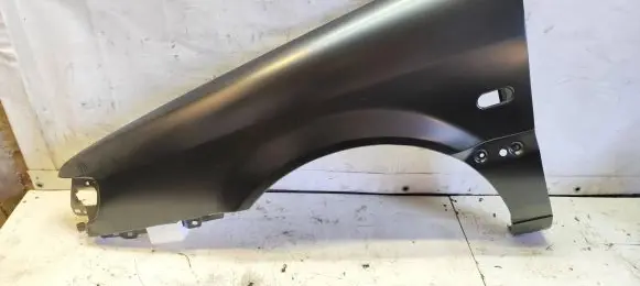 Volkswagen PASSAT B4 Fender